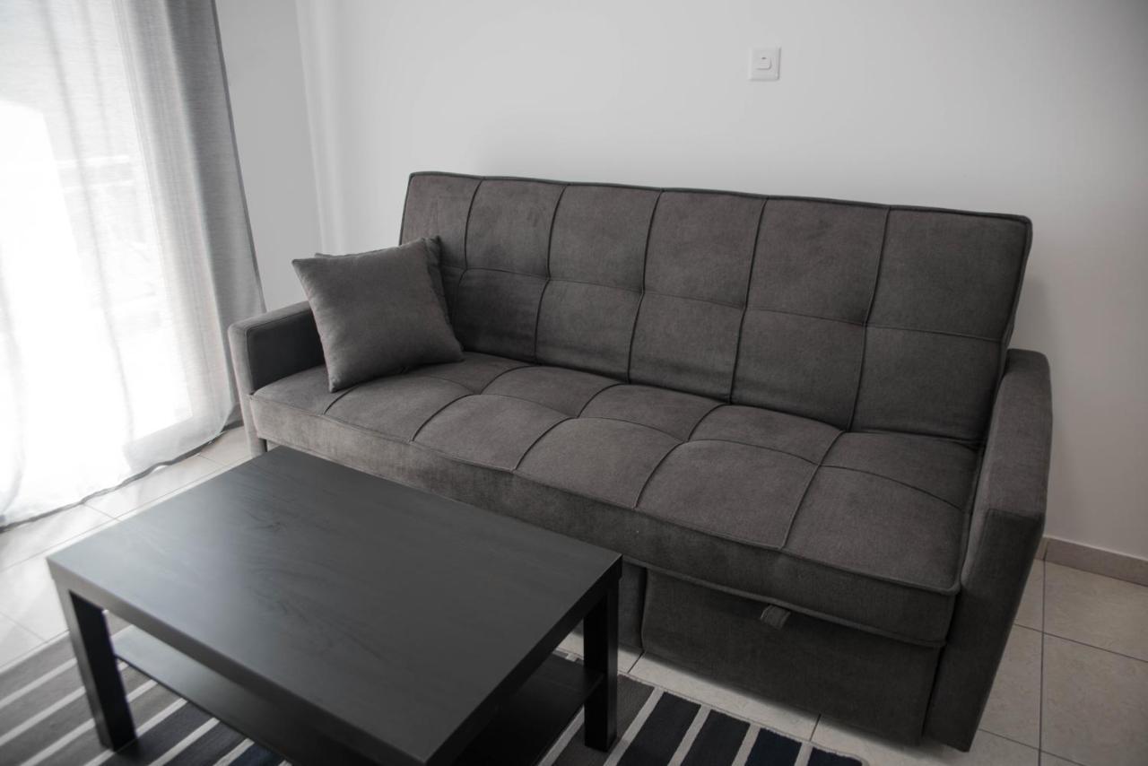 Renovated One Bedroom Apartment In Paphos With Pool מראה חיצוני תמונה